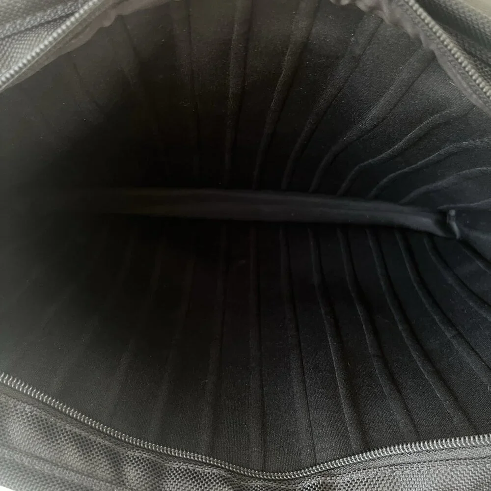 Tumi Laptop Shoulder Bag Black Ballistic Nylon Carry On Briefcase Shoulder Strap